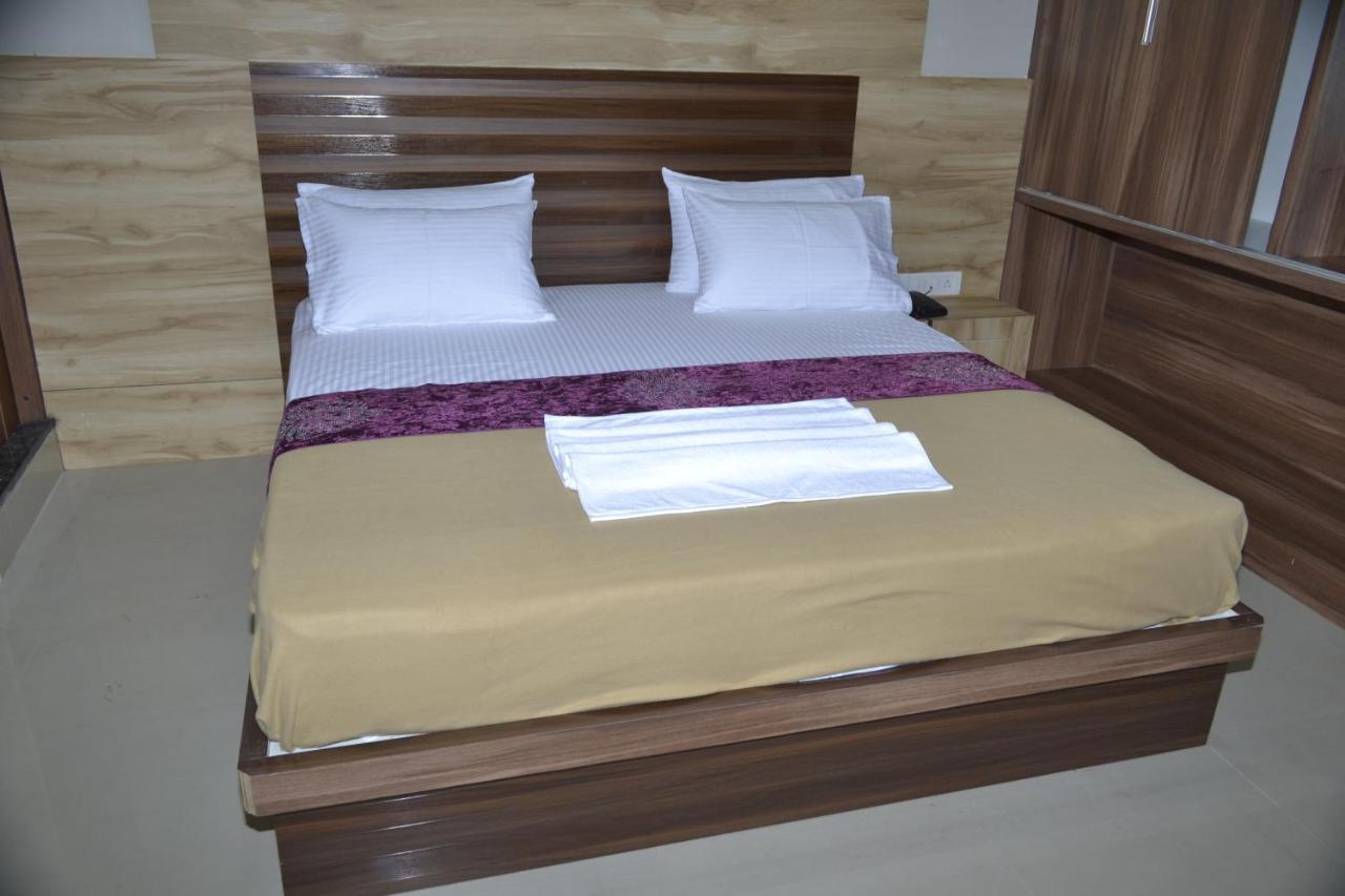 Hotel Saarang Forever Μπανγκαλόρ Εξωτερικό φωτογραφία
